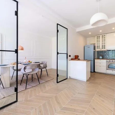 公寓 4p Bourgeois Rez-de-jardin, Proche Croisette & Plages - 4p Bourgeois Rez-de-jardin, Proche Croisette & Plages Mae-3243 *