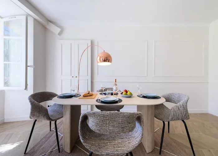 4p Bourgeois Rez-de-jardin, Proche Croisette & Plages - 4p Bourgeois Rez-de-jardin, Proche Croisette & Plages Mae-3243 * Канны